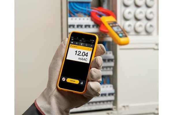 Fluke 369 FC multimeter Digitalt multimeter CAT III 600V