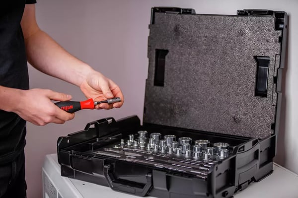 Wiha 44685 tekninen työkalusetti