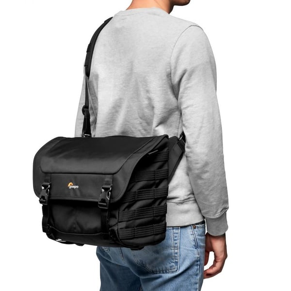 Lowepro MG 160 AW II budväska Svart