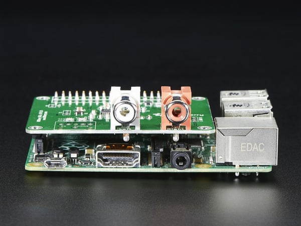 Miniatyrbillede 10 af 11: Adafruit HB-DACP-RCA udviklingsboard - tilbehør Grøn, Sølv