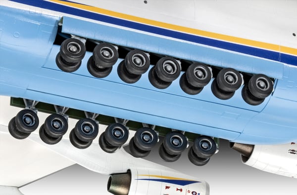 Pikkukuva 5 / 8: Revell Antonov An-225 Mrija Pienoismallikiinteäsiipinen ilma-alus Kokoamispakkaus 1:144