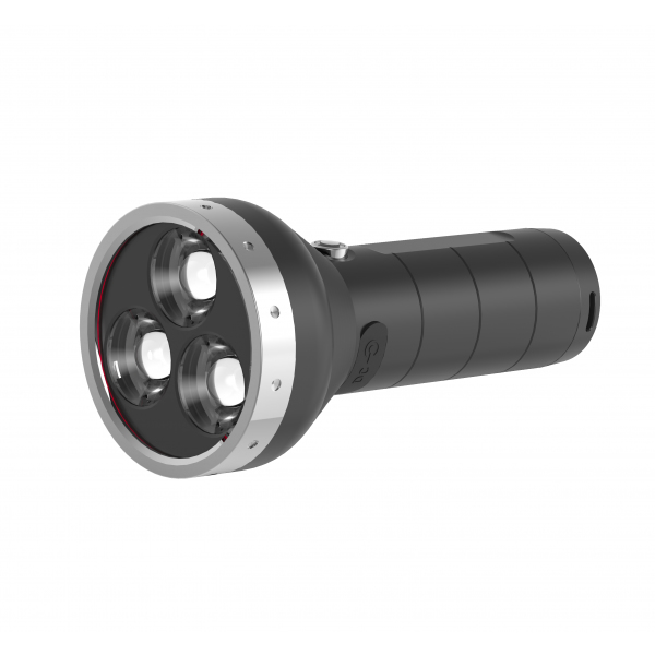 Ledlenser MT18 Musta, Hopea Käsikokoinen taskulamppu LED