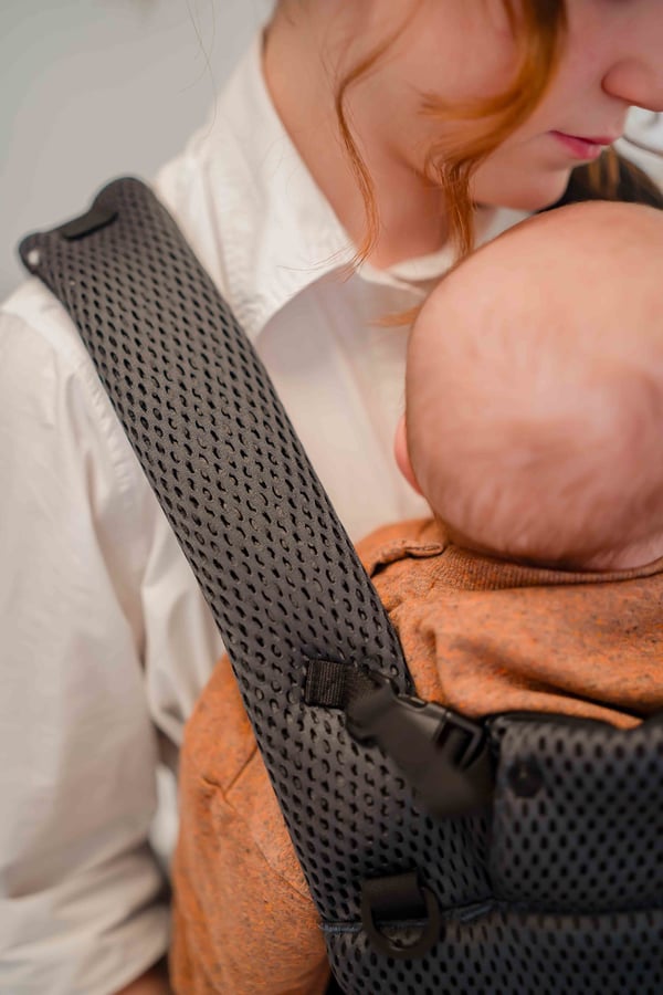 Dooky Urban Comfort Bärsele, mjuk Tyg Grå