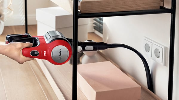 Miniatyrbillede 7 af 26: Bosch BCS711PET stav støvsuger & elektrisk kost Stick vakuum Batteri Dry Poseløs 0,3 L Sort, Rød 3 At
