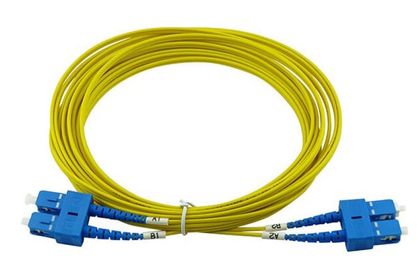 BlueOptics SFP3232BU15MK InfiniBand och fiberoptisk kabel 15 m SC Gul