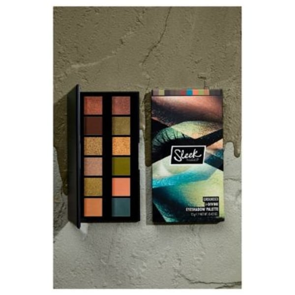 Sleek MakeUP i-Divine ögonskugga 9 g Grounded Matt, Skimmer