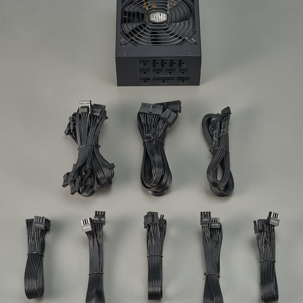 Miniatyrbillede 10 af 11: Cooler Master MWE Gold 1250 - V2 ATX 3.0 enhed til strømforsyning 1250 W 24-pin ATX Sort