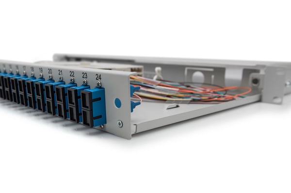 Digitus DN-96322/9 fiberoptikadaptrar SC 1 styck Grå