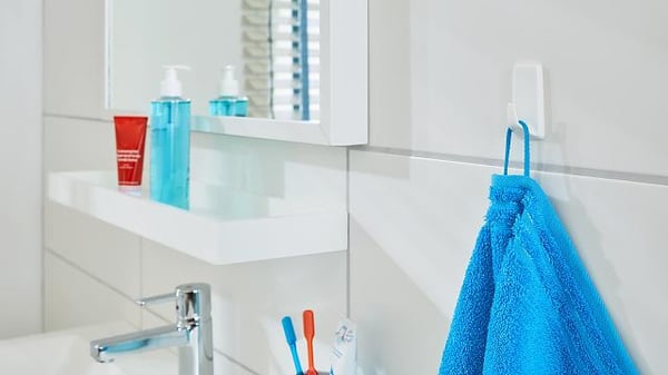 TESA Powerstrips Sisätila Pyyhekoukku Valkoinen