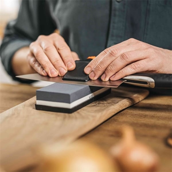 Miniatyrbillede 4 af 6: Fiskars 1058937 knivsliber Slibesten Grå