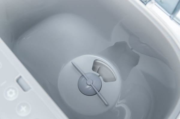 TRIXIE TX8 2.0 foder- och vattenautomat för hund och katt Plast Grå, Vit Automatisk foderautomat