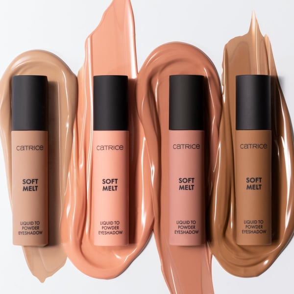Miniatyrbillede 8 af 8: CATRICE Soft Melt Liquid Pow Eyeshadow øjenskygge 030 Dusty Rose Mat