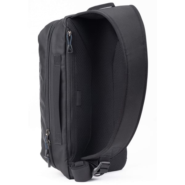 Think Tank PressPass Sling Hårt fodral Svart