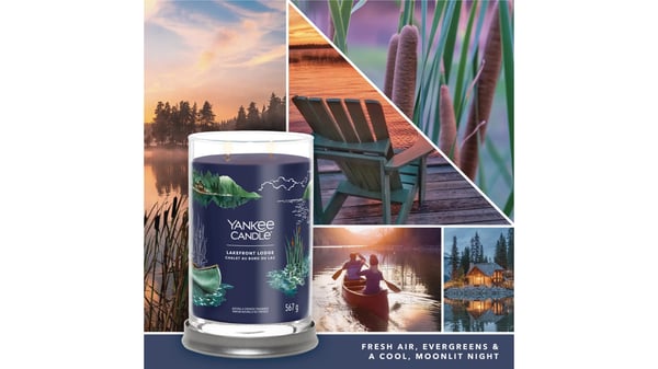Miniatyrbillede 3 af 3: Yankee Candle Signature Lakefront Lodge Tumbler 567g vokslys Cylinder Blå 1 stk