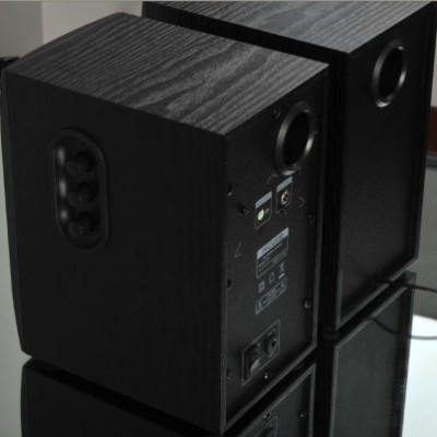 Microlab B70 Svart Kabel 20 W