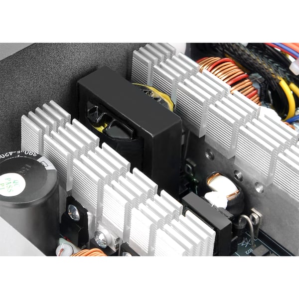 Miniatyrbillede 5 af 9: Thermaltake TR2 S 650W enhed til strømforsyning 20+4 pin ATX ATX Sort