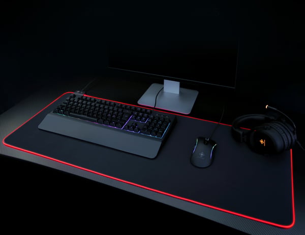 Pikkukuva 3 / 6: Deltaco Gaming DMP310 RGB Mousepad, 900x360x4mm, 13 LED modes, black