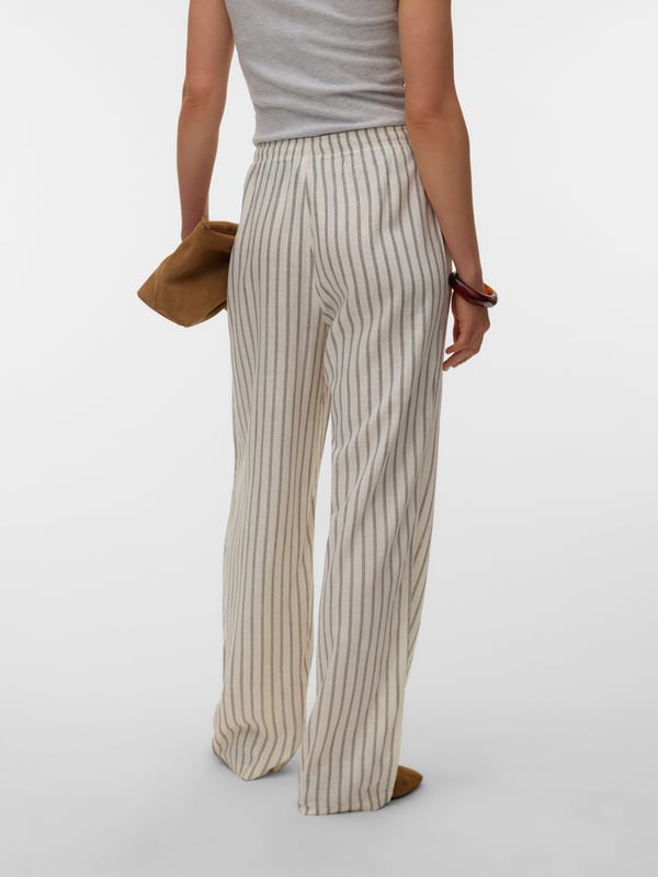 Vero Moda 10337154_7_1222320_65_1001 buks Hvid
