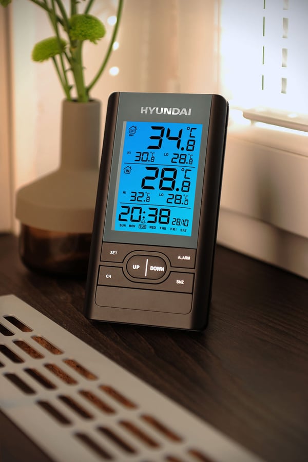 Miniatyrbillede 2 af 6: Hyundai HYUWS1070B digital vejrstation Sort LCD Batteri