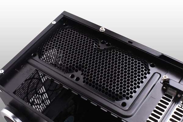 Miniatyrbillede 4 af 15: Silverstone GD08 HTPC Sort