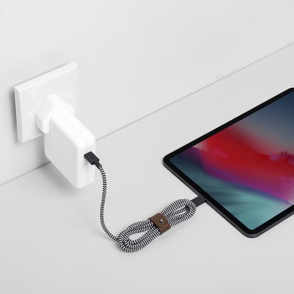 Native Union BELT-C-ZEB-2-NP USB-kaapeli 1,2 m USB C Musta, Valkoinen