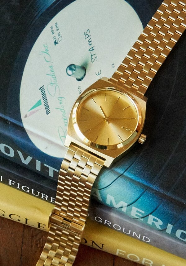 Miniatyrbillede 3 af 7: Nixon Montre Time Teller Armbåndsur Unisex Kvarts Guld