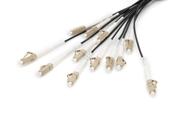 DIGITUS LWL Patchkabel LC->UPC 30m Færdigmonteret OM4 12