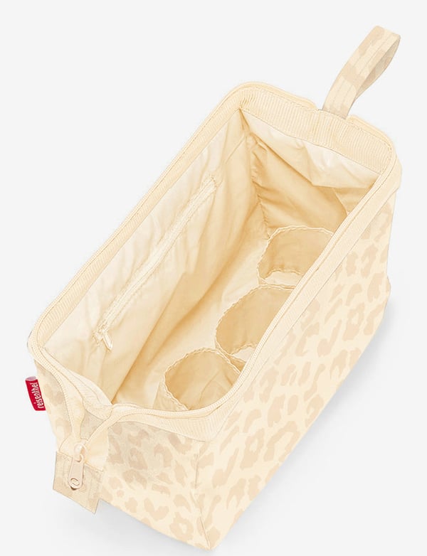 Miniatyrbillede 2 af 5: Reisenthel travelcosmetic Toilettaske 4 L Genanvendt polyester Vanilje farve