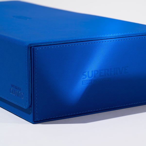 ULTIMATE GUARD Superhive 550+ Xenoskin Monocolor Dækboks