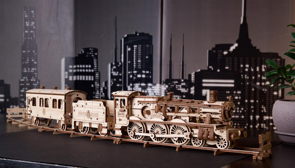 Miniatyrbild 17 av 17: UGears Harry Potter Hogwarts Express