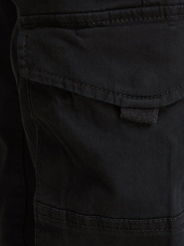 Pikkukuva 8 / 8: Jack & Jones 12151646 Musta
