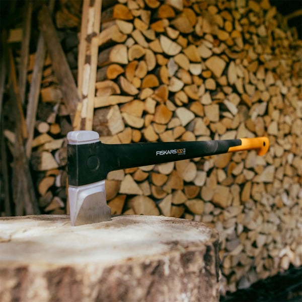 Fiskars X32 kirvestyökalu 1 kpl
