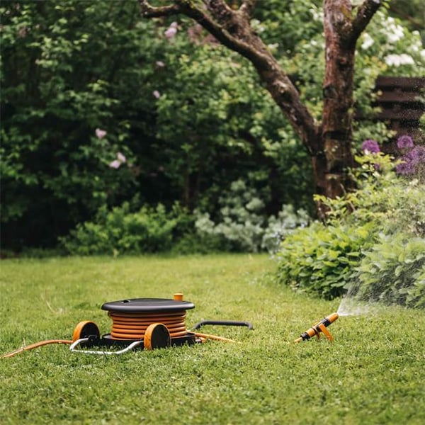 Miniatyrbillede 3 af 6: Fiskars Waterwheel M kurv hjul Sort, Orange