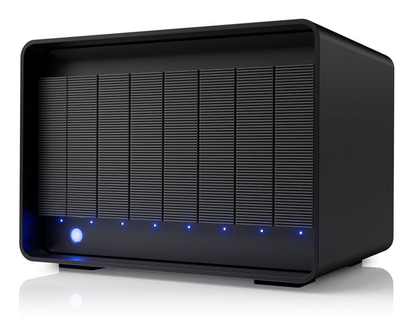LaCie 8big Pro5 disk array 192 TB Desktop Sort