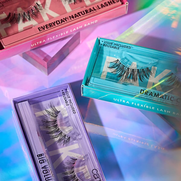 Miniatyrbillede 8 af 9: CATRICE Faked Everyday Natural Lashes Strip vipper Sort