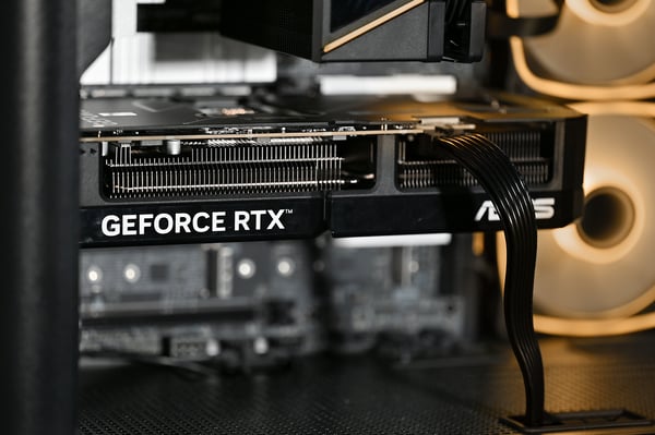 Pikkukuva 3 / 28: Actina 5901443441939 PC Intel Core Ultra 5 250K Plus 32 GB DDR5-SDRAM 1 TB SSD NVIDIA GeForce RTX 5070 Midi Tower Musta
