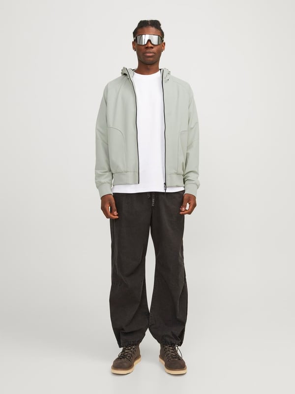 Pikkukuva 4 / 7: Jack & Jones 12252910_1661.65 takki ja pusakka