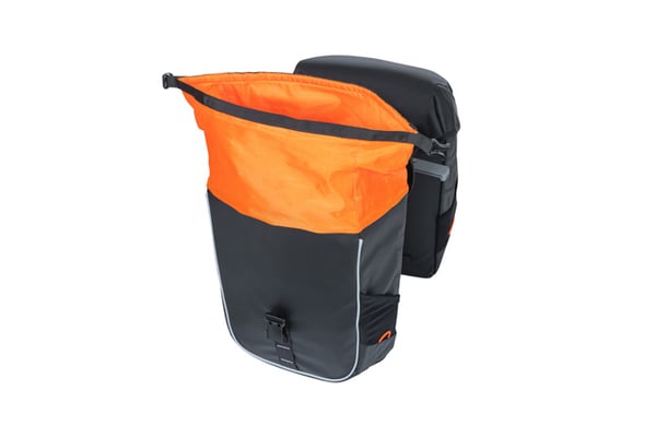 Basil Miles Tarpaulin Bagside Cykeltaske 34 L Presenning Sort