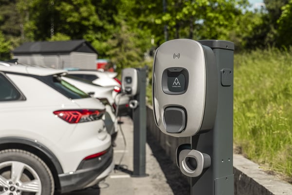Miniatyrbillede 2 af 6: Charge Amps Dawn Professional Sølv, Sort Aluminium Væg 3
