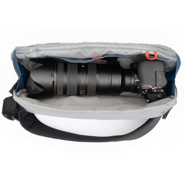 Think Tank PressPass Sling Hårt fodral Svart