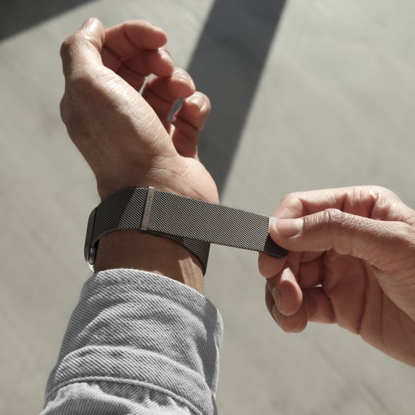 Miniatyrbild 3 av 5: Vonmählen Milanese Loop 2 Klockarmband