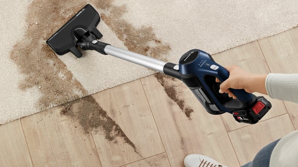 Miniatyrbillede 8 af 9: Bosch Serie 6 BBS611MAT stav støvsuger & elektrisk kost 2-i-1 stangstøvsuger Batteri Dry Poseløs 0,3 L Blå 2,5 At