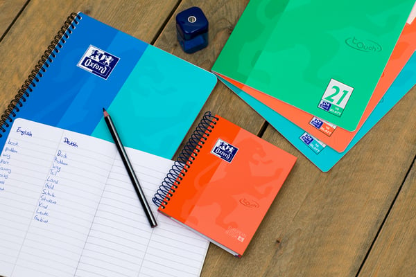 Oxford TOUCH blok og notesblok A4+ 80 ark Koral