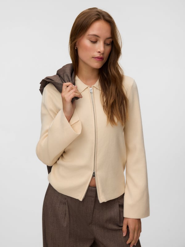 Pikkukuva 5 / 5: Vero Moda 10297844_31_60 neulevaate