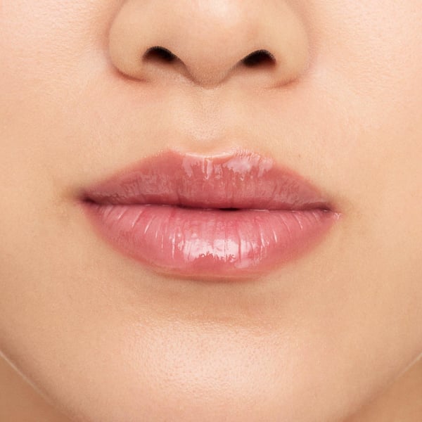 Miniatyrbillede 8 af 16: Essence The Super Peptide Glossy Lip Treatment lipgloss 10 ml 03 Toffeetastic!