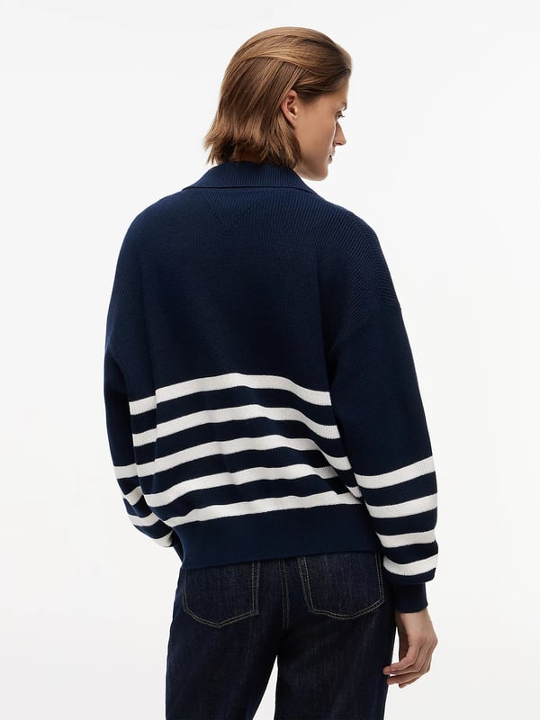 Pikkukuva 3 / 6: Tommy Hilfiger 8721386388156 collegepaita ja huppari Villapaita