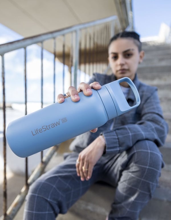 Pikkukuva 6 / 9: LifeStraw LGV42SASWW vedensuodatin Veden suodatuspullo 0,7 L Sininen