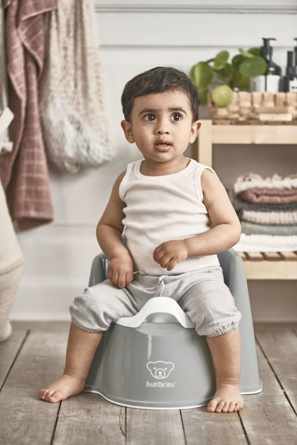 Miniatyrbild 10 av 11: BabyBjorn Potty Chair pottor Polypropylen (PP), Termoplastisk elastomer (TPE) Grå, Vit