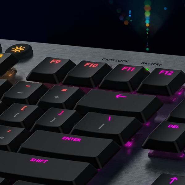 Pikkukuva 19 / 19: Logitech G G915 näppäimistö Pelaaminen RF Wireless + Bluetooth QWERTZ Sveitsi Musta