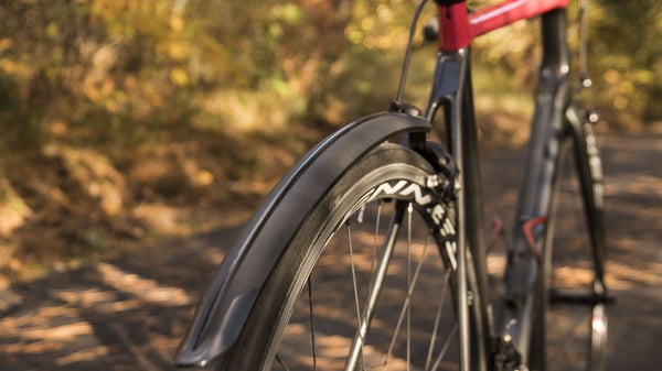 Miniatyrbild 4 av 6: BBB Cycling RoadProtector BFD-21R Bakre stänkskydd